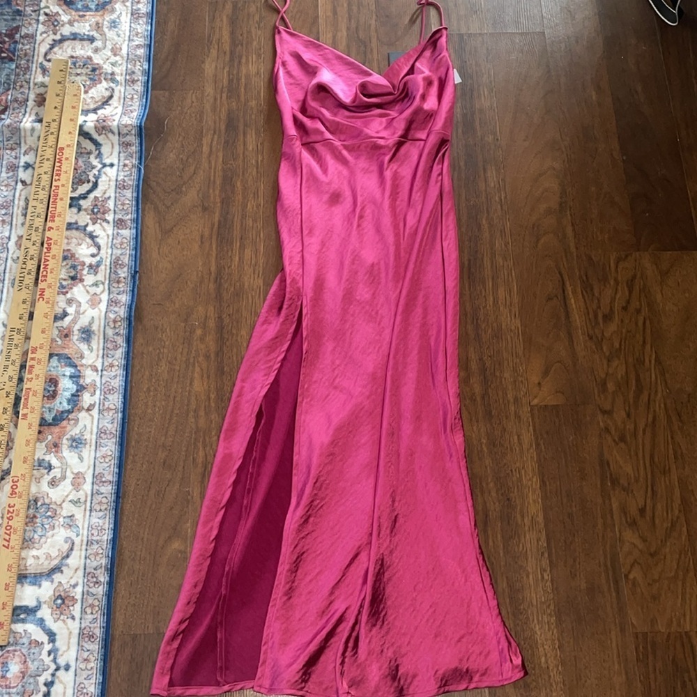 Lioness Walk The Line Midi Dress Magenta size small NWT - Picture 4 of 9